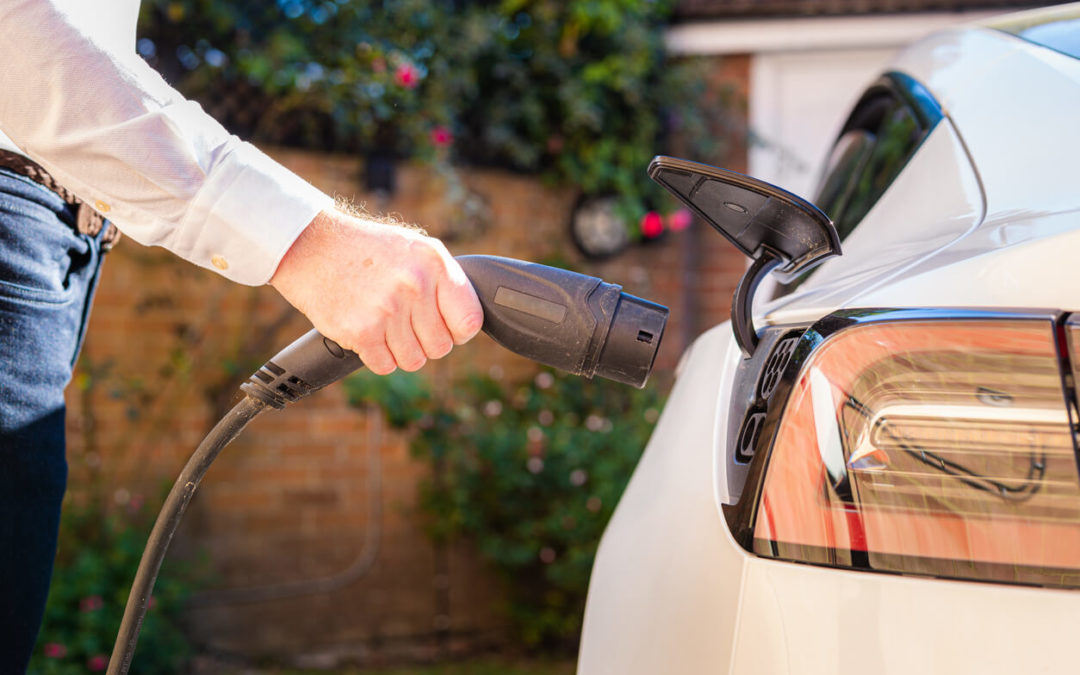 Benefits of Installing an EV Charging Station at Home